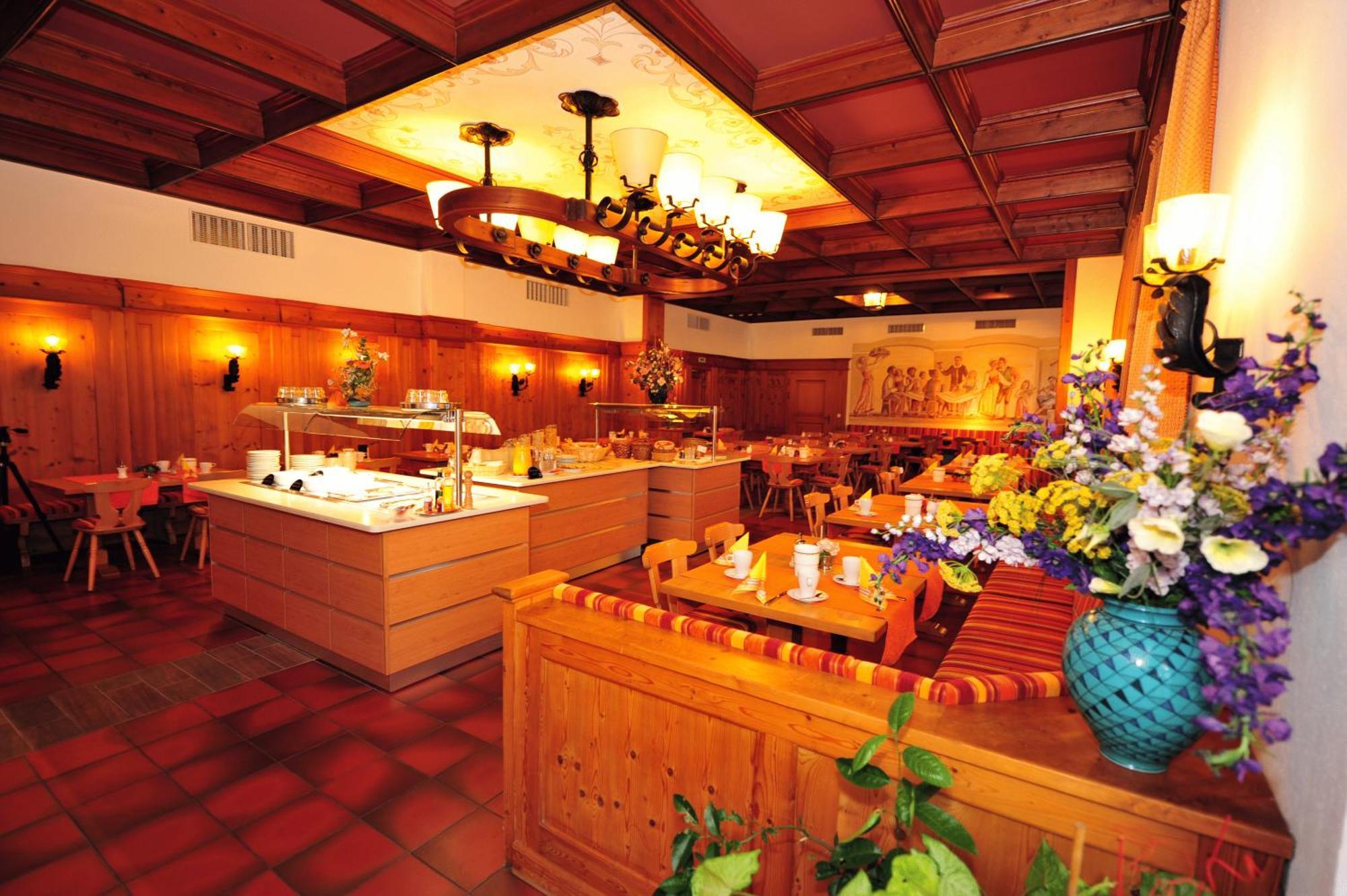 Hotel Weinbauer Σβάνγκαου Εξωτερικό φωτογραφία