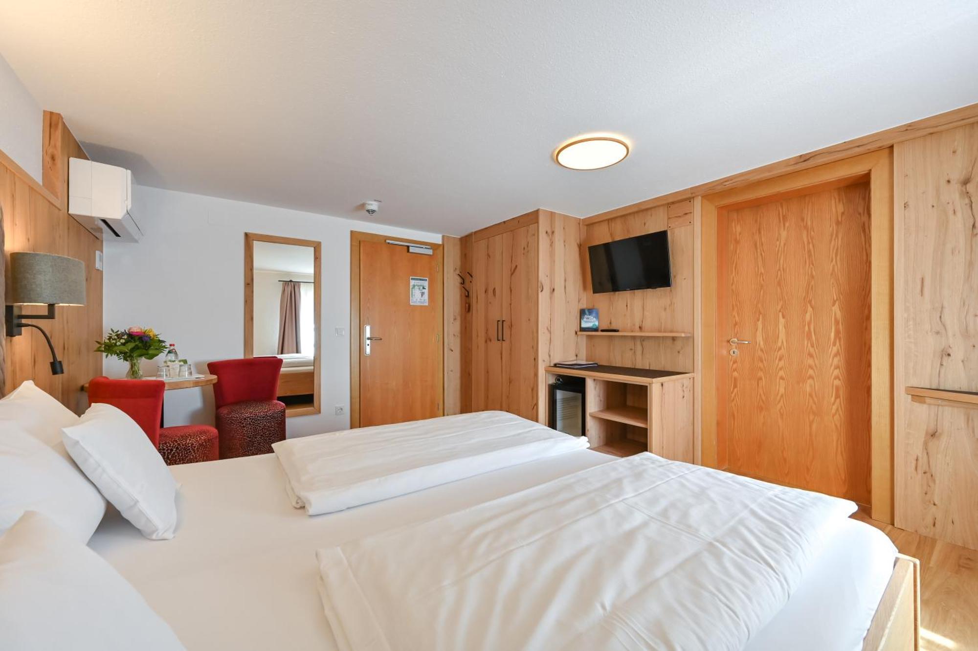 Hotel Weinbauer Σβάνγκαου Εξωτερικό φωτογραφία